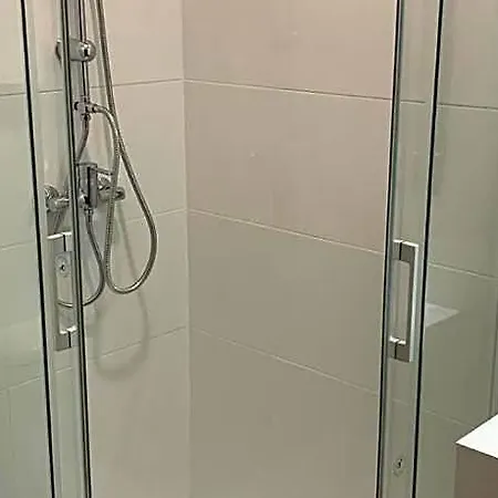 בית הארחה Alevia