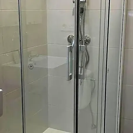 Alevia בית הארחה